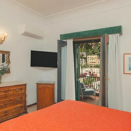 호텔 포세이돈 4*