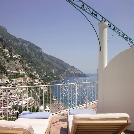 포세이돈 호텔 4*