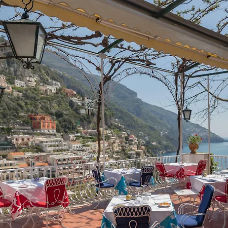 호텔 포세이돈 4*