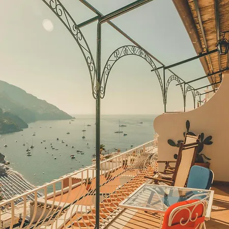 포세이돈 호텔 4*