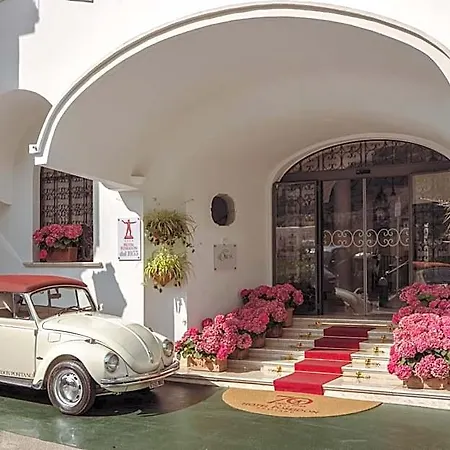 Poseidon Hotel 4*